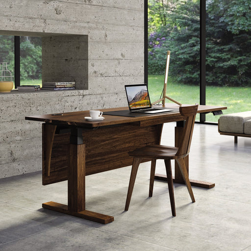 Invigo Sit Stand Desk in Walnut